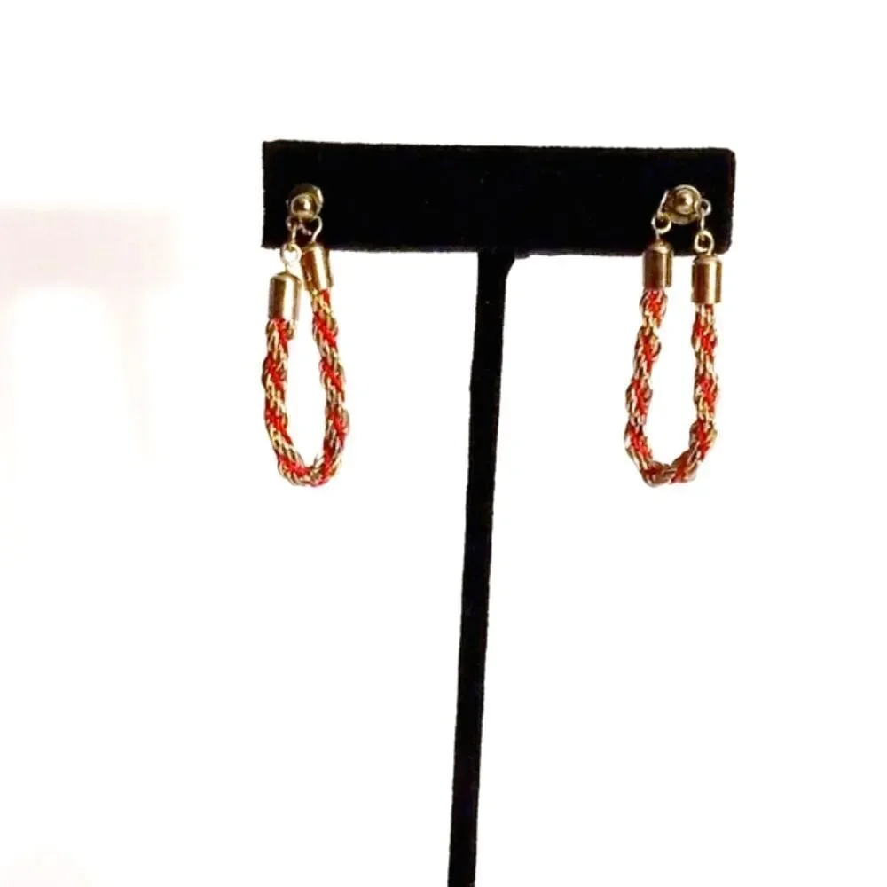 5/$25 Vintage Gold red braided rope chain hoop earrings